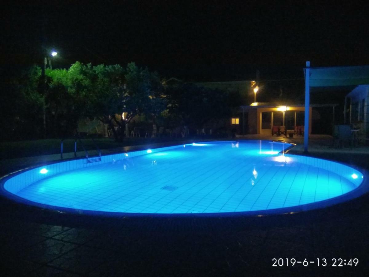 Stamatia Studios Razata Екстер'єр фото